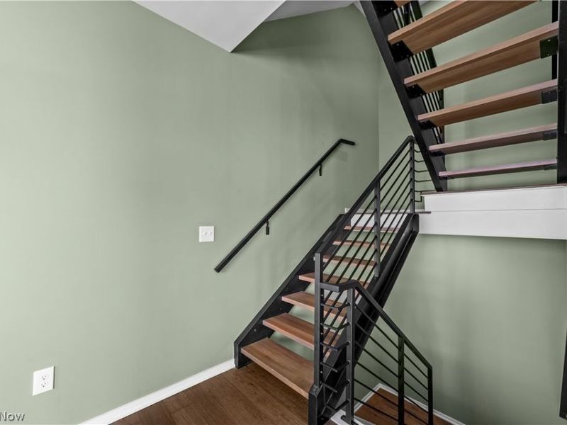 2334 W 16th Place, Cleveland, OH 44113 Photo 18