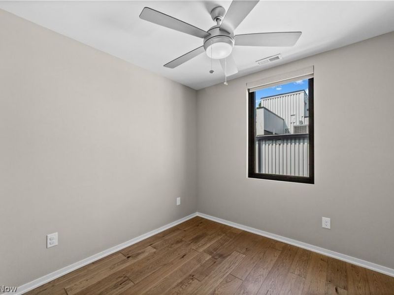 2334 W 16th Place, Cleveland, OH 44113 Photo 27
