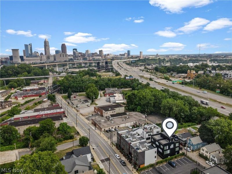 2334 W 16th Place, Cleveland, OH 44113 Photo 3