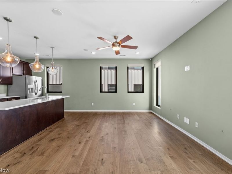 2334 W 16th Place, Cleveland, OH 44113 Photo 8