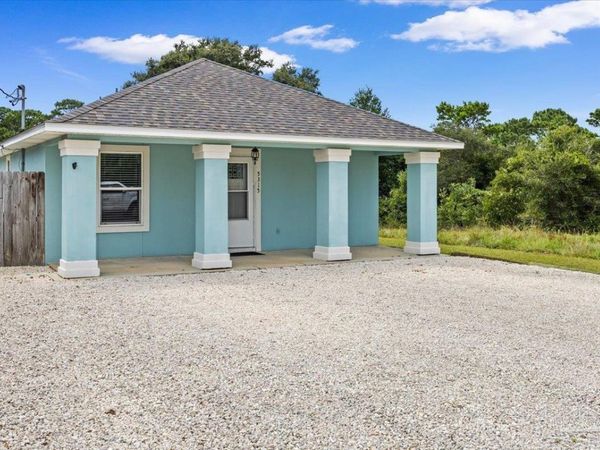 5315 Mcgrits Blvd, Pensacola, FL 32507