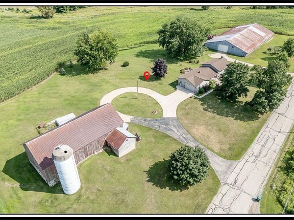 N3212 BEAN CITY ROAD, New London, WI 54961