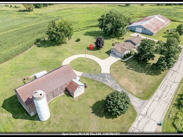 N3212 BEAN CITY ROAD, New London, WI 54961