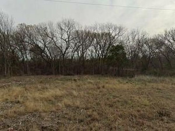 410 Lindell Street , Glenn Heights, TX 75154