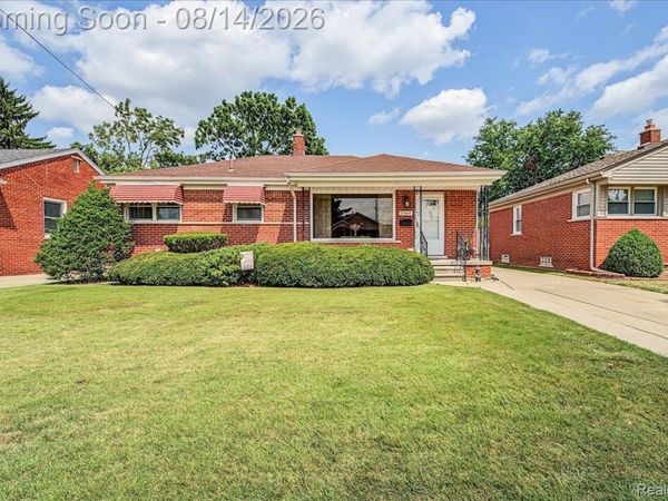 17404 Leslie Avenue, Allen Park, Mi 48101