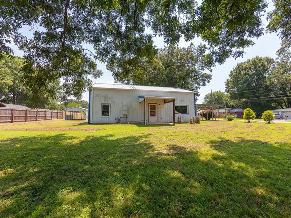 2902 Vine St , Humboldt, TN 38343