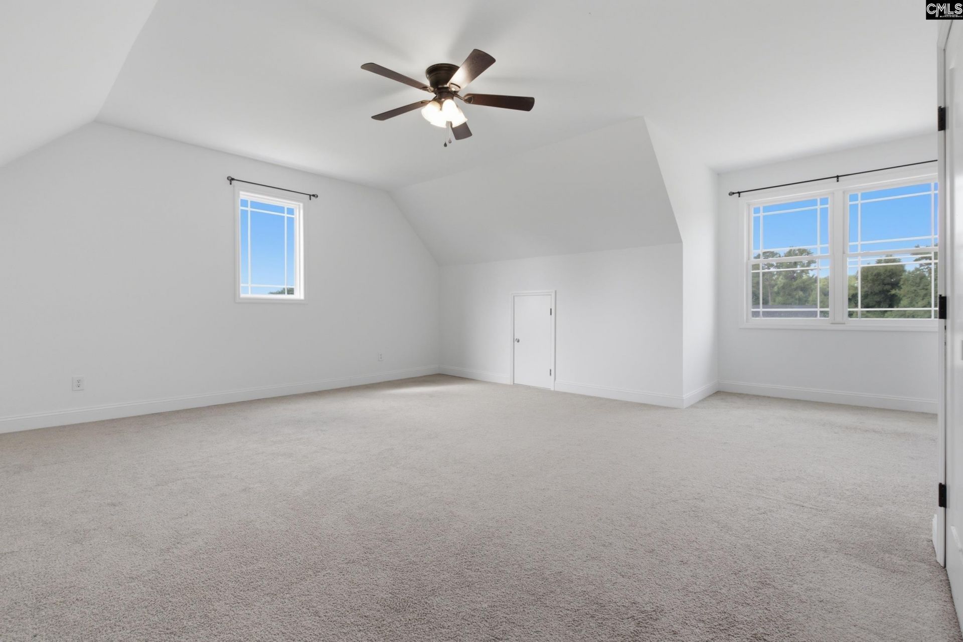 143 Ascot Drive Photo 35
