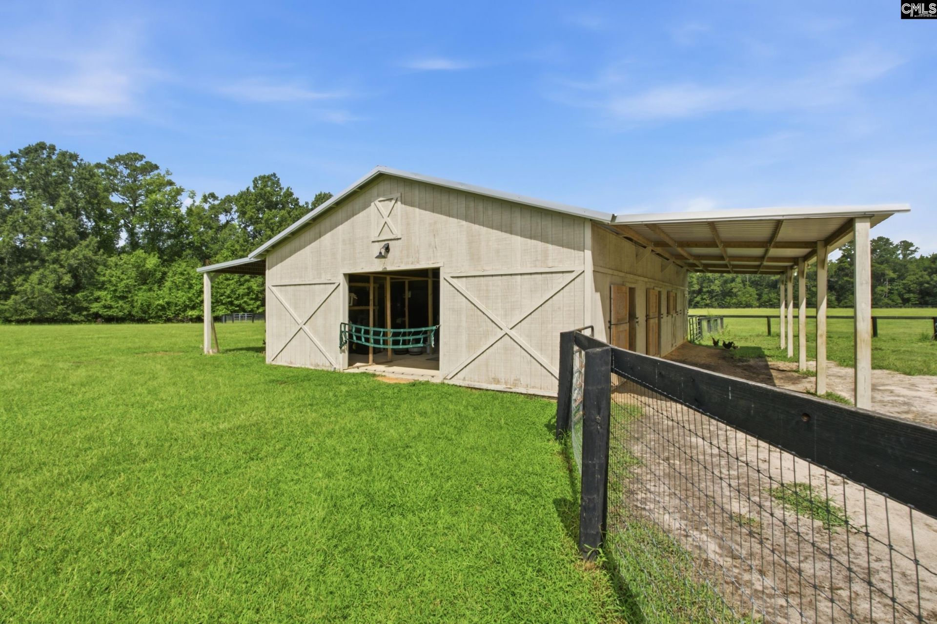143 Ascot Drive Photo 40