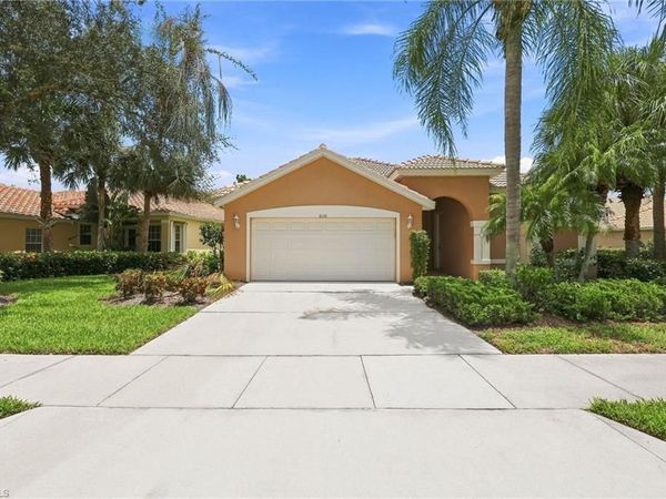 6116 Highwood Park LN , NAPLES, FL 34110