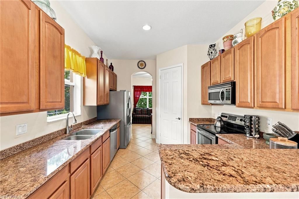 6116 Highwood Park Ln, Naples, FL 34110 Photo