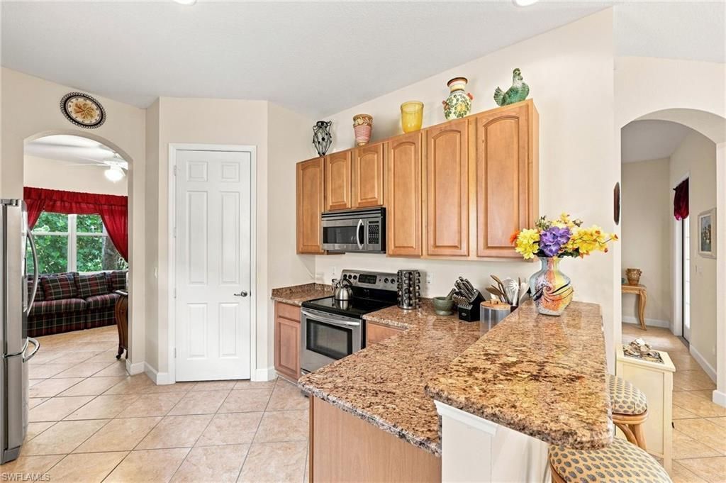 6116 Highwood Park Ln, Naples, FL 34110 Photo