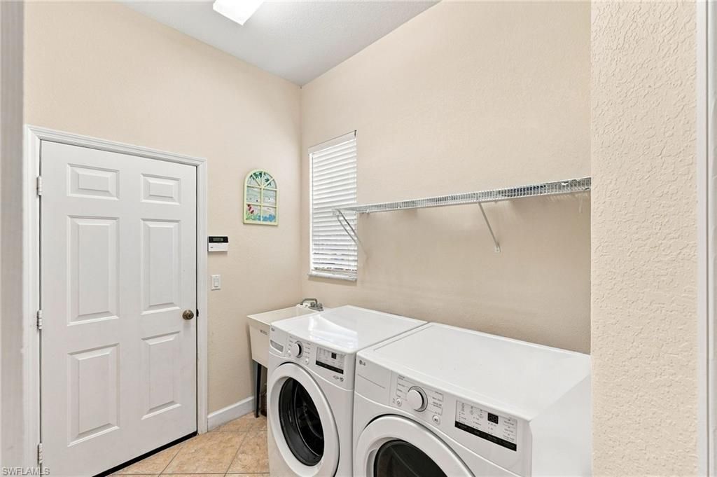6116 Highwood Park Ln, Naples, FL 34110 Photo