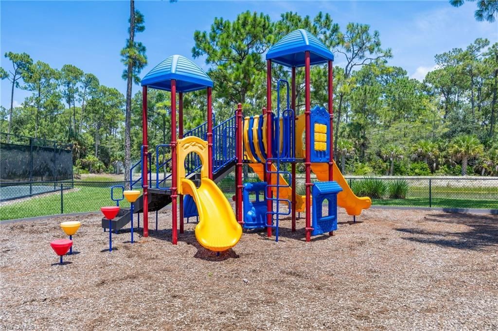6116 Highwood Park Ln, Naples, FL 34110 Photo