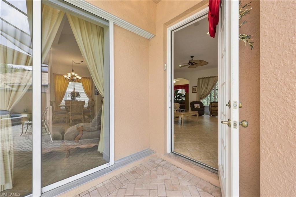 6116 Highwood Park Ln, Naples, FL 34110 Photo