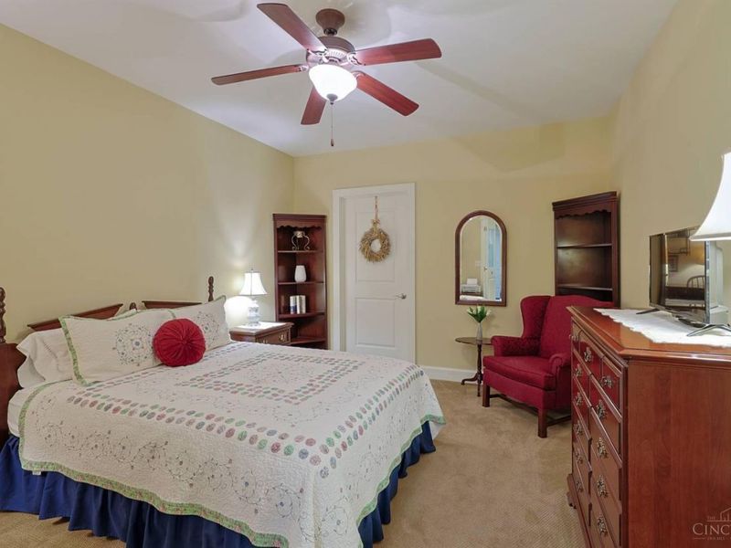 3942 Miami Road, Unit 203, Cincinnati, OH 45227 Photo 24