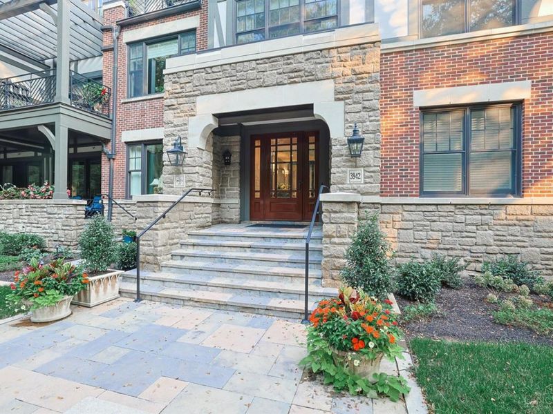 3942 Miami Road, Unit 203, Mariemont, OH 45227 Photo 3