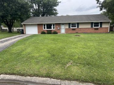 95 Peach Grove Avenue, Centerville, OH 45458