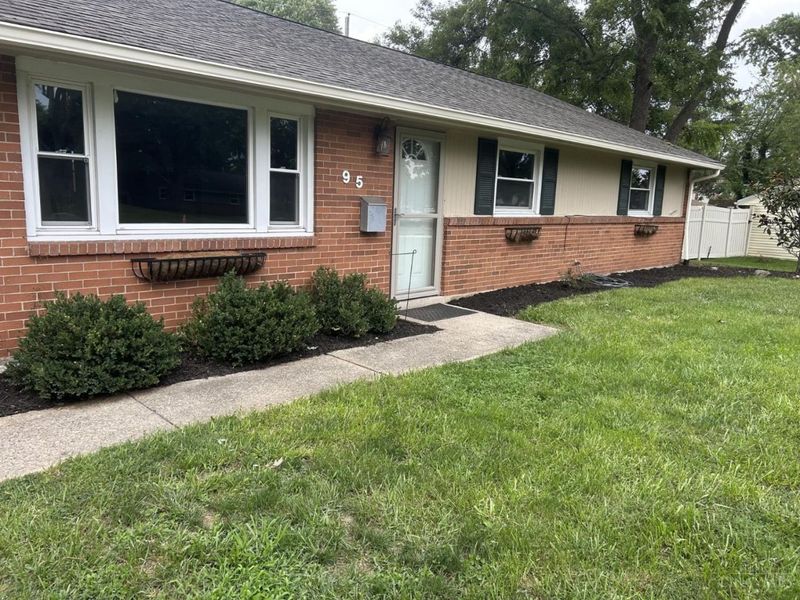 95 Peach Grove Avenue, Centerville, OH 45458 Photo 2
