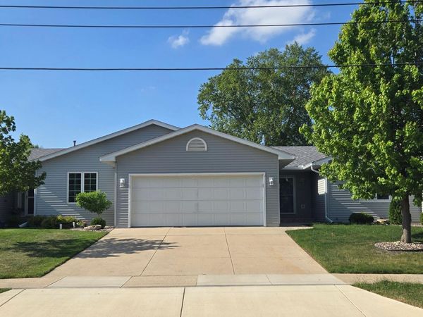 1703 3rd Avenue NE, Austin, MN 55912