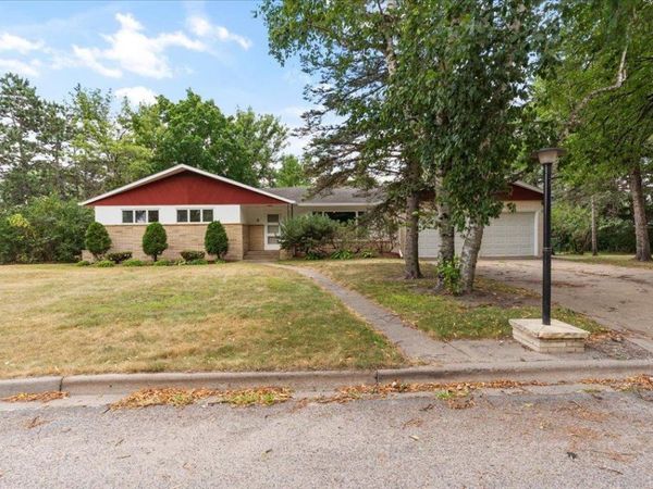 824 Willow Street, Brainerd, MN 56401