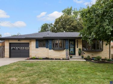6121 Lexington Avenue, Lincoln, NE 68505