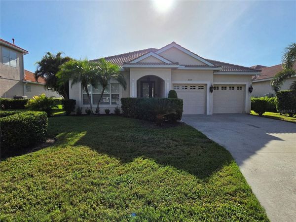 6339 ROOKERY CIRCLE , BRADENTON, FL 34203