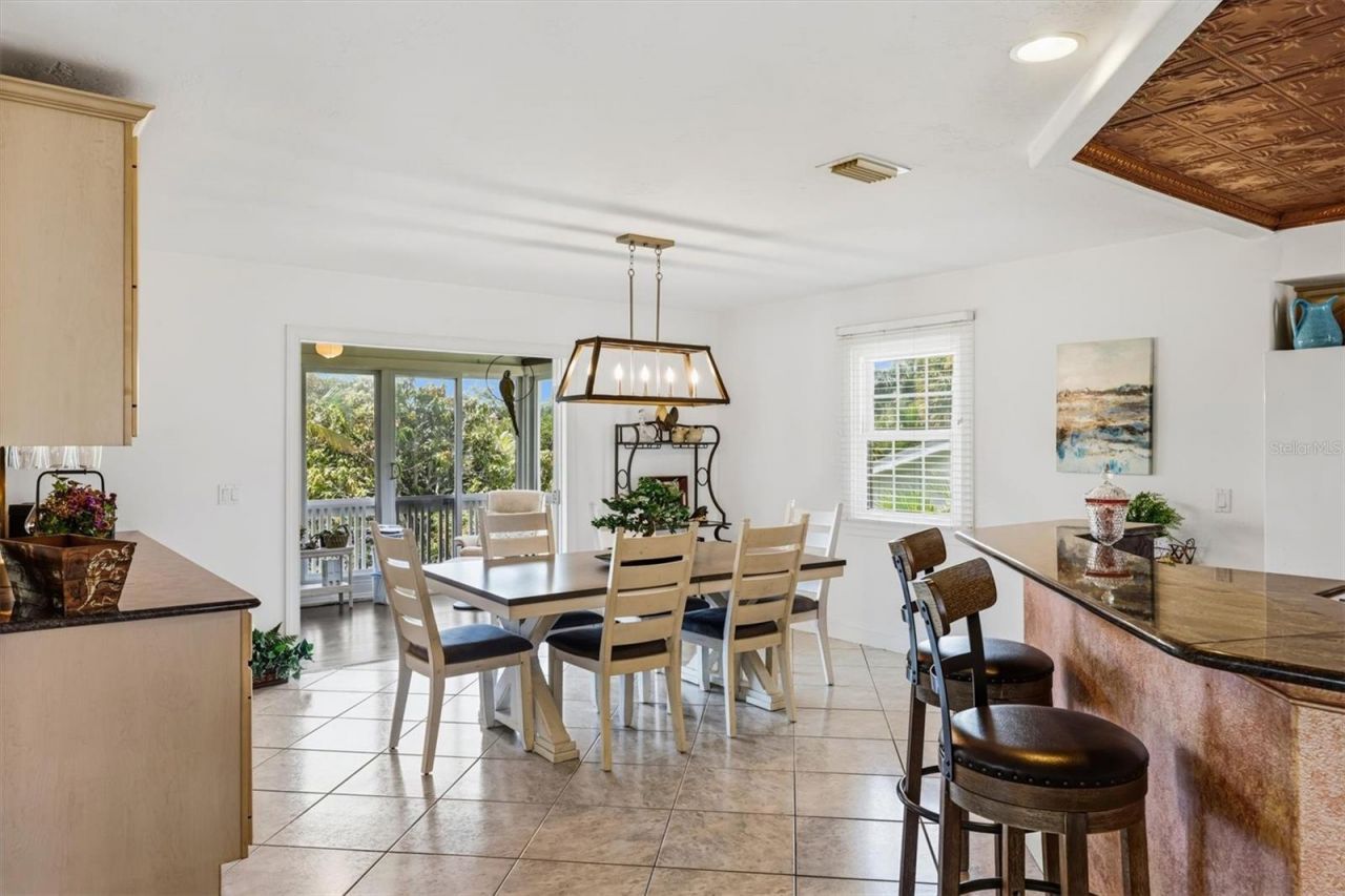 505 59th Street, Bradenton Beach, FL 34217 Photo