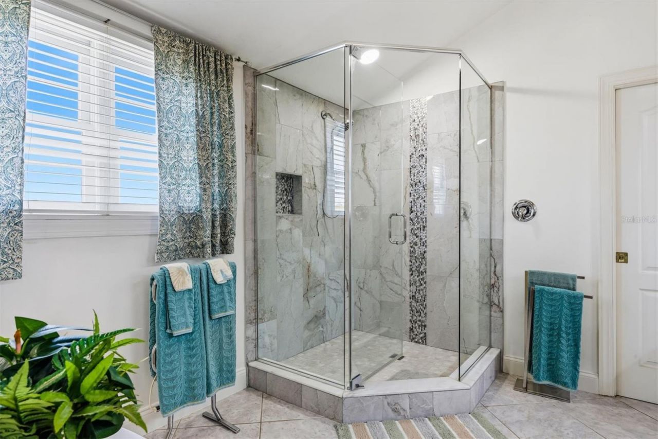 505 59th Street, Bradenton Beach, FL 34217 Photo