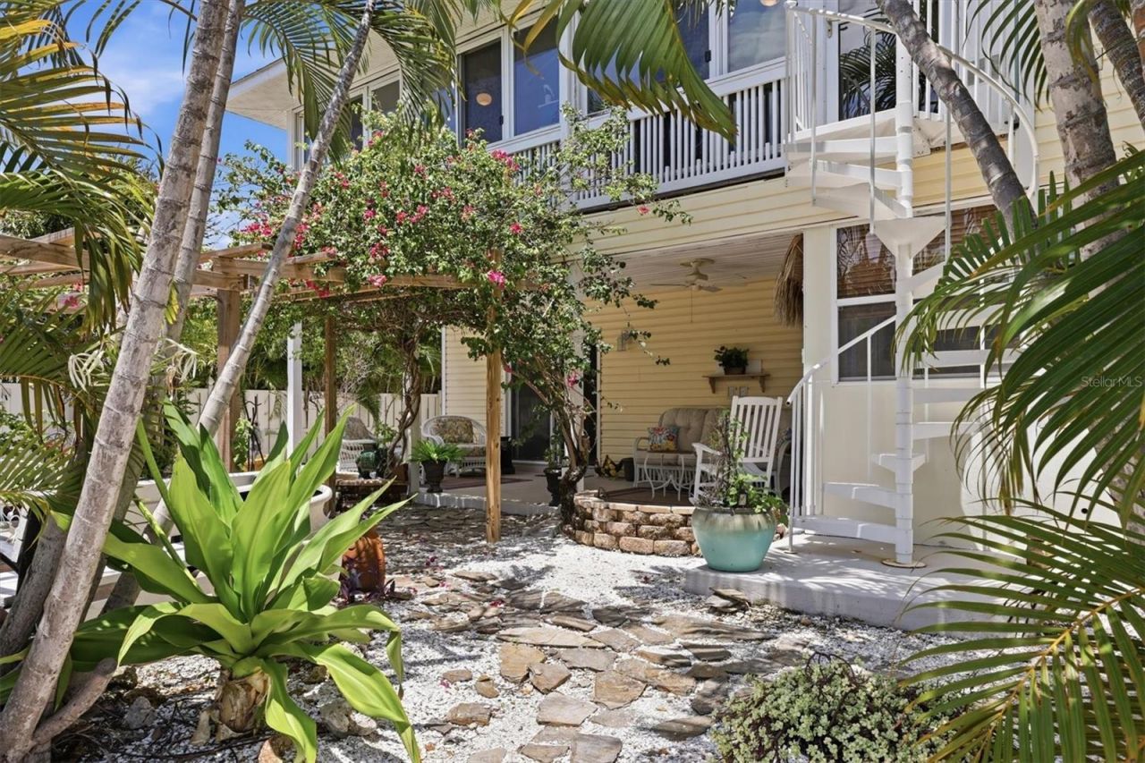 505 59th Street, Bradenton Beach, FL 34217 Photo