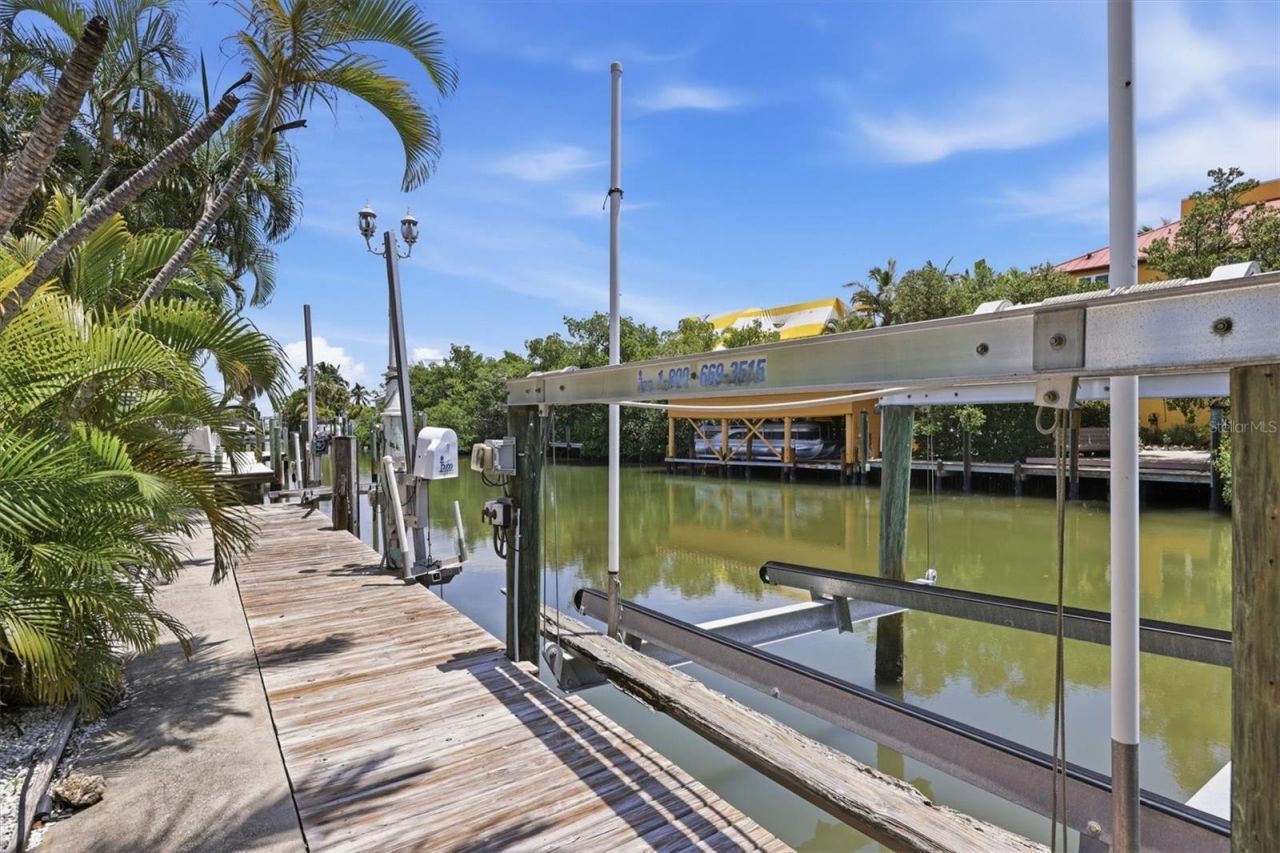 505 59th Street, Bradenton Beach, FL 34217 Photo