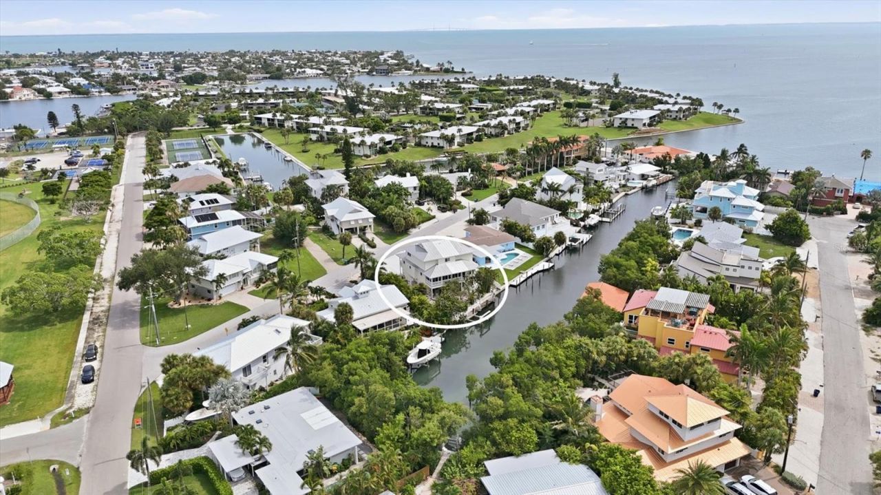 505 59th Street, Bradenton Beach, FL 34217 Photo