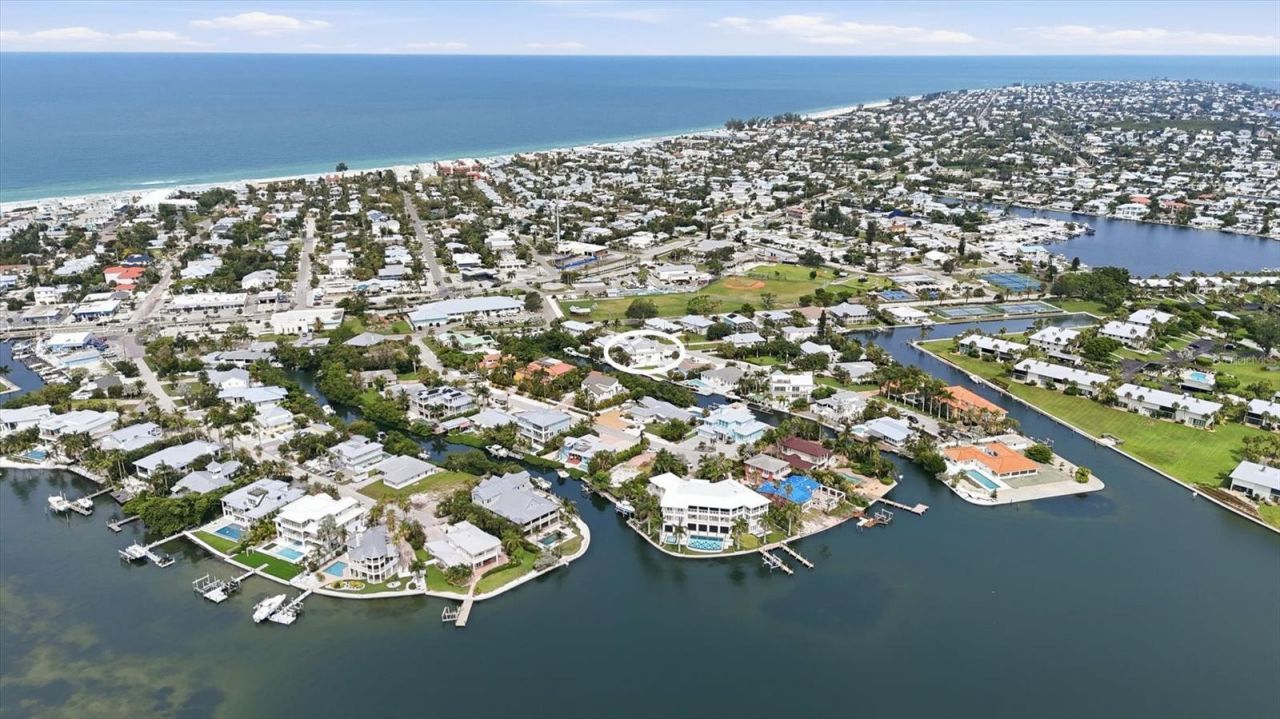 505 59th Street, Bradenton Beach, FL 34217 Photo