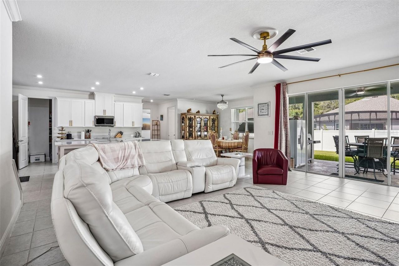 2236 Elegant Manor Circle, Edgewater, FL 32141 Photo