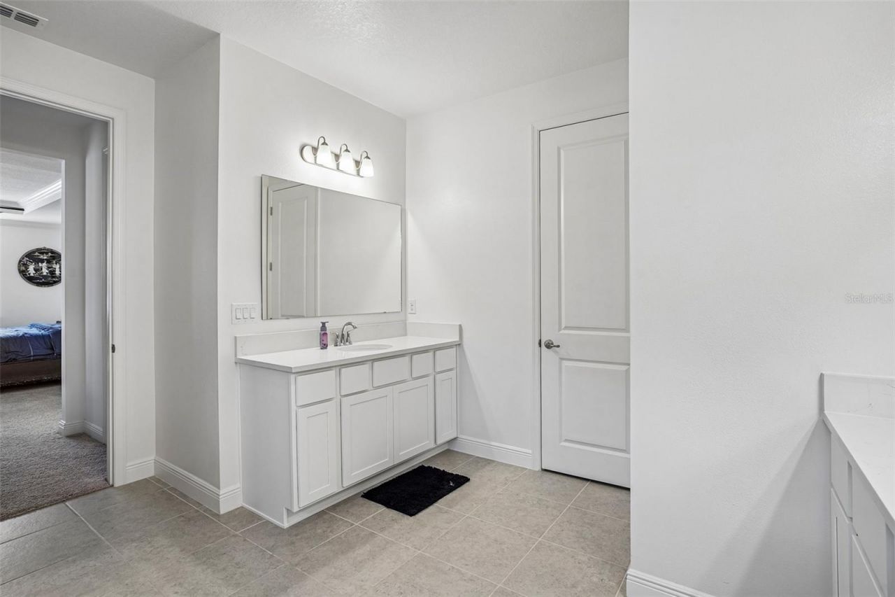 2236 Elegant Manor Circle, Edgewater, FL 32141 Photo