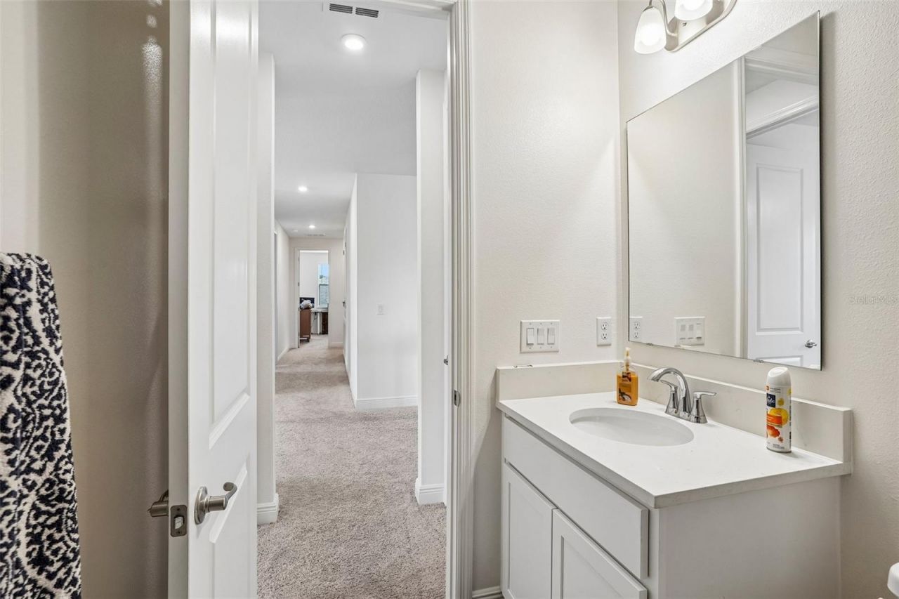 2236 Elegant Manor Circle, Edgewater, FL 32141 Photo