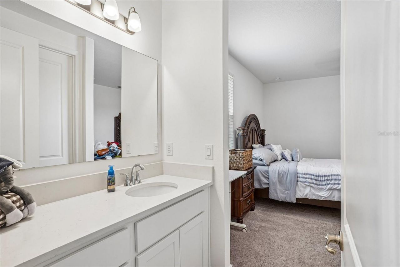 2236 Elegant Manor Circle, Edgewater, FL 32141 Photo