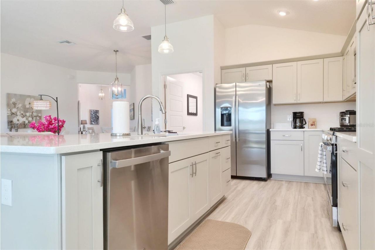 6244 Hannan Loop, The Villages, FL 34762 Photo