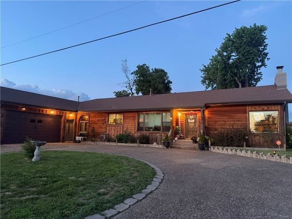 111 15th Street , Rogers, AR 72758