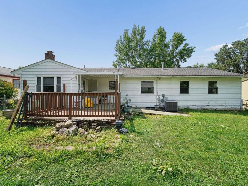 1806 Balsamridge Road , Columbus, OH 43229 Photo 15
