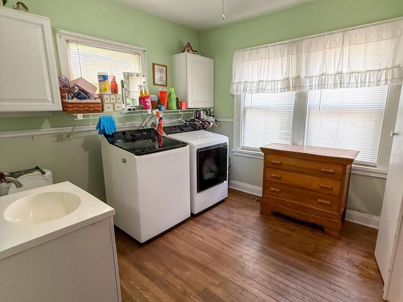 4320 Orchard Lane , Obetz, OH 43207 Photo 9