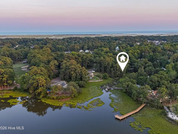 8920 Oyster Court SW, Sunset Beach, NC 28468