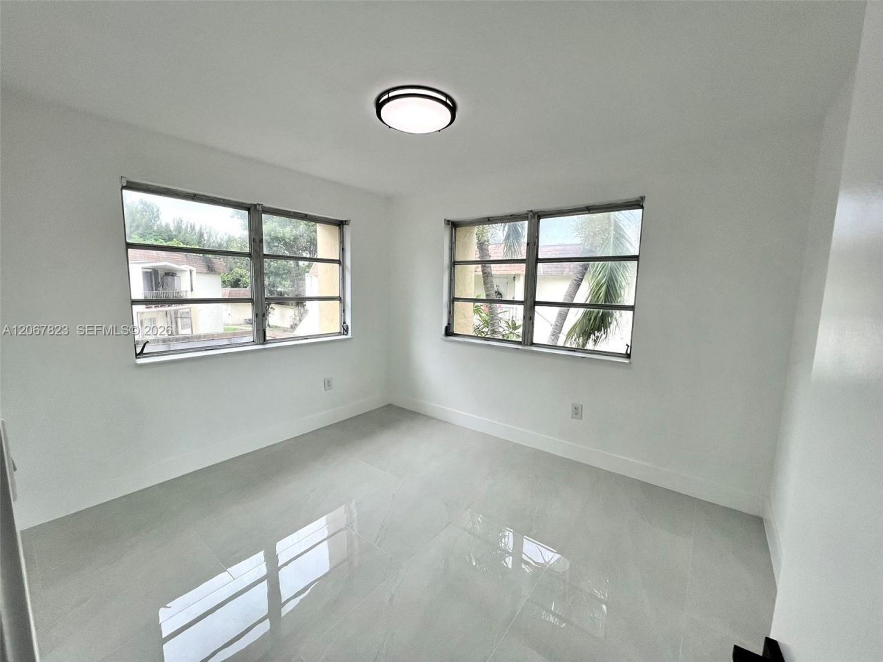 7825 Miller Dr, Unit C211, Miami, FL 33155 Photo