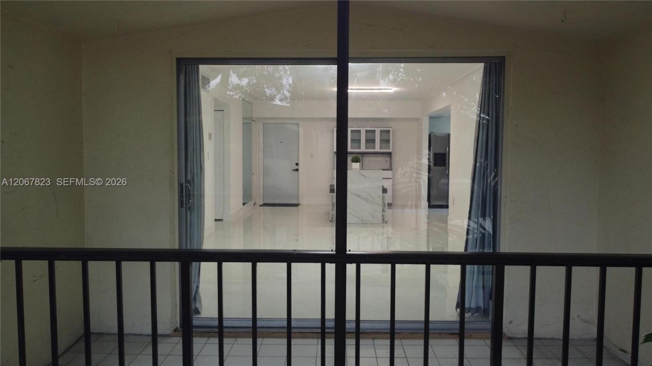 7825 Miller Dr, Unit C211, Miami, FL 33155 Photo