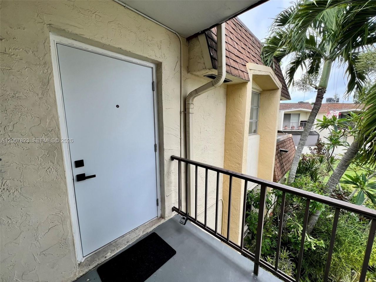 7825 Miller Dr, Unit C211, Miami, FL 33155 Photo