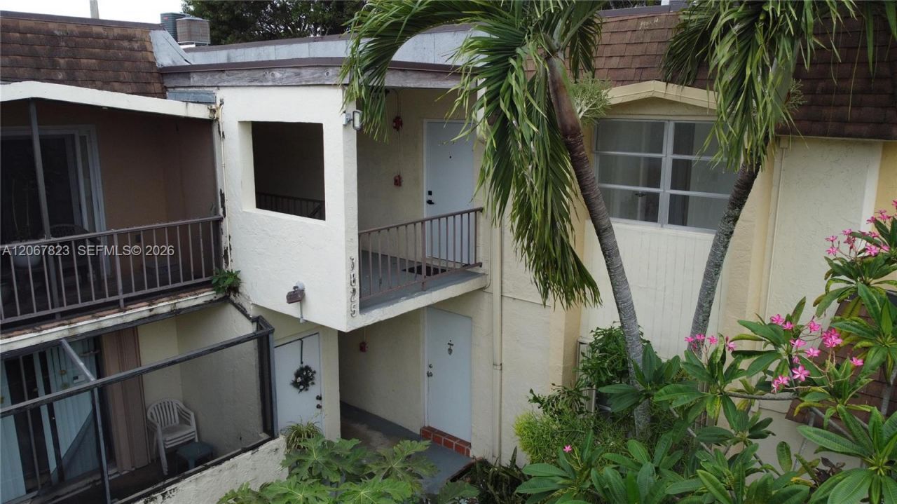 7825 Miller Dr, Unit C211, Miami, FL 33155 Photo