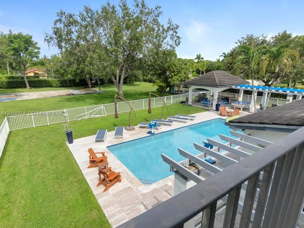 13880 SW 68th Ave, Palmetto Bay, FL 33158 Photo