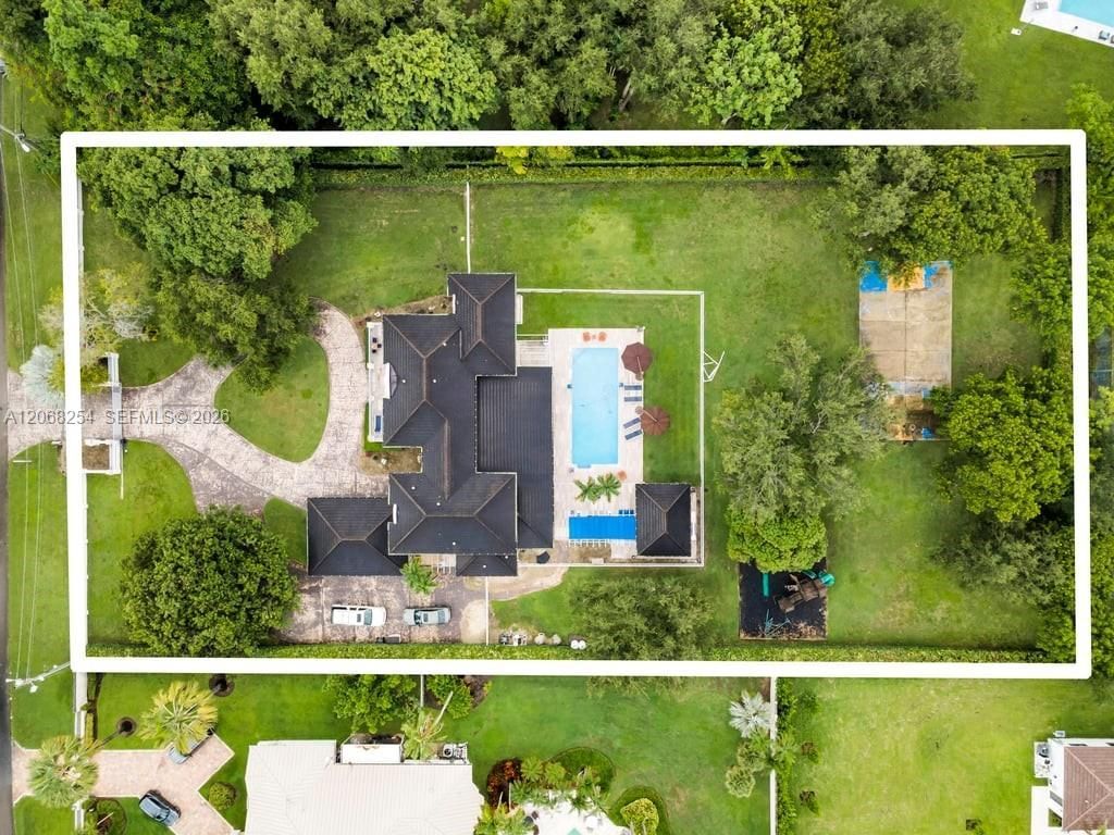 13880 SW 68th Ave, Palmetto Bay, FL 33158 Photo