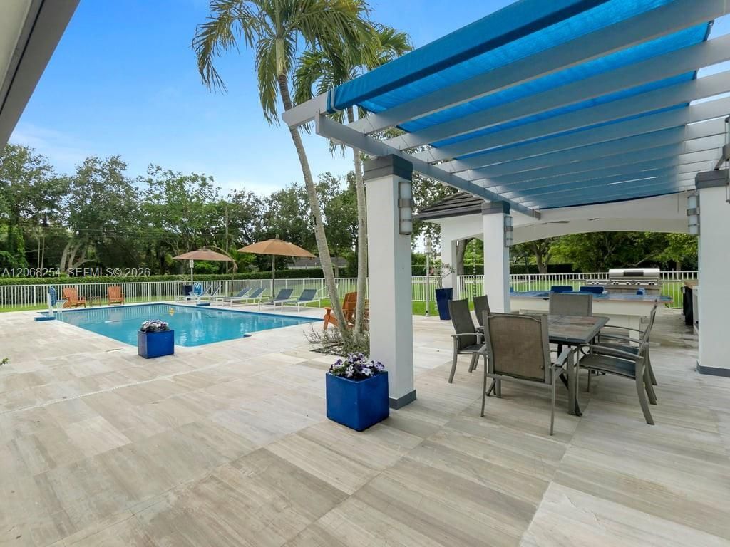 13880 SW 68th Ave, Palmetto Bay, FL 33158 Photo