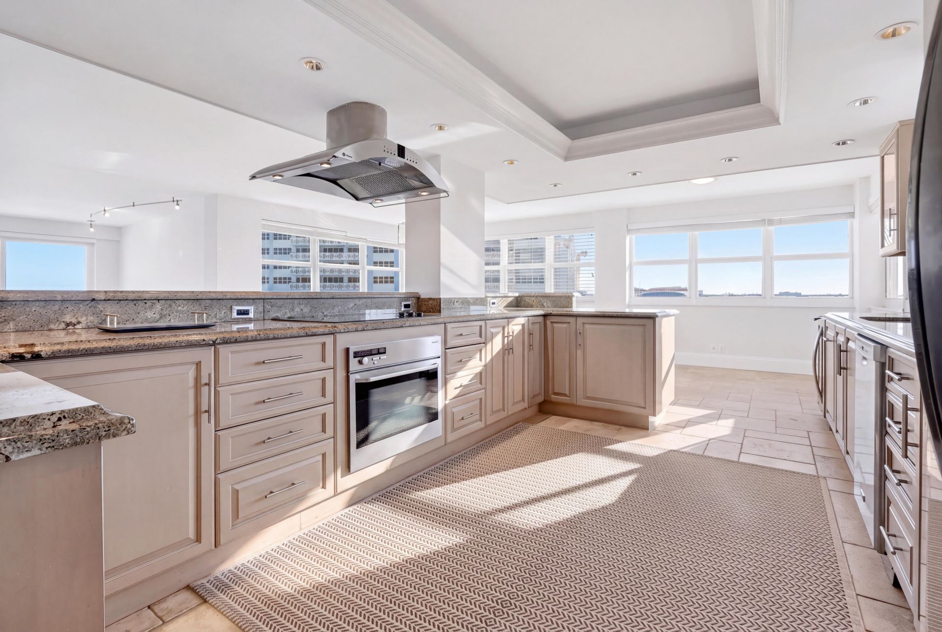 2000 S Ocean Drive, Unit 701, Fort Lauderdale, FL 33316 Photo