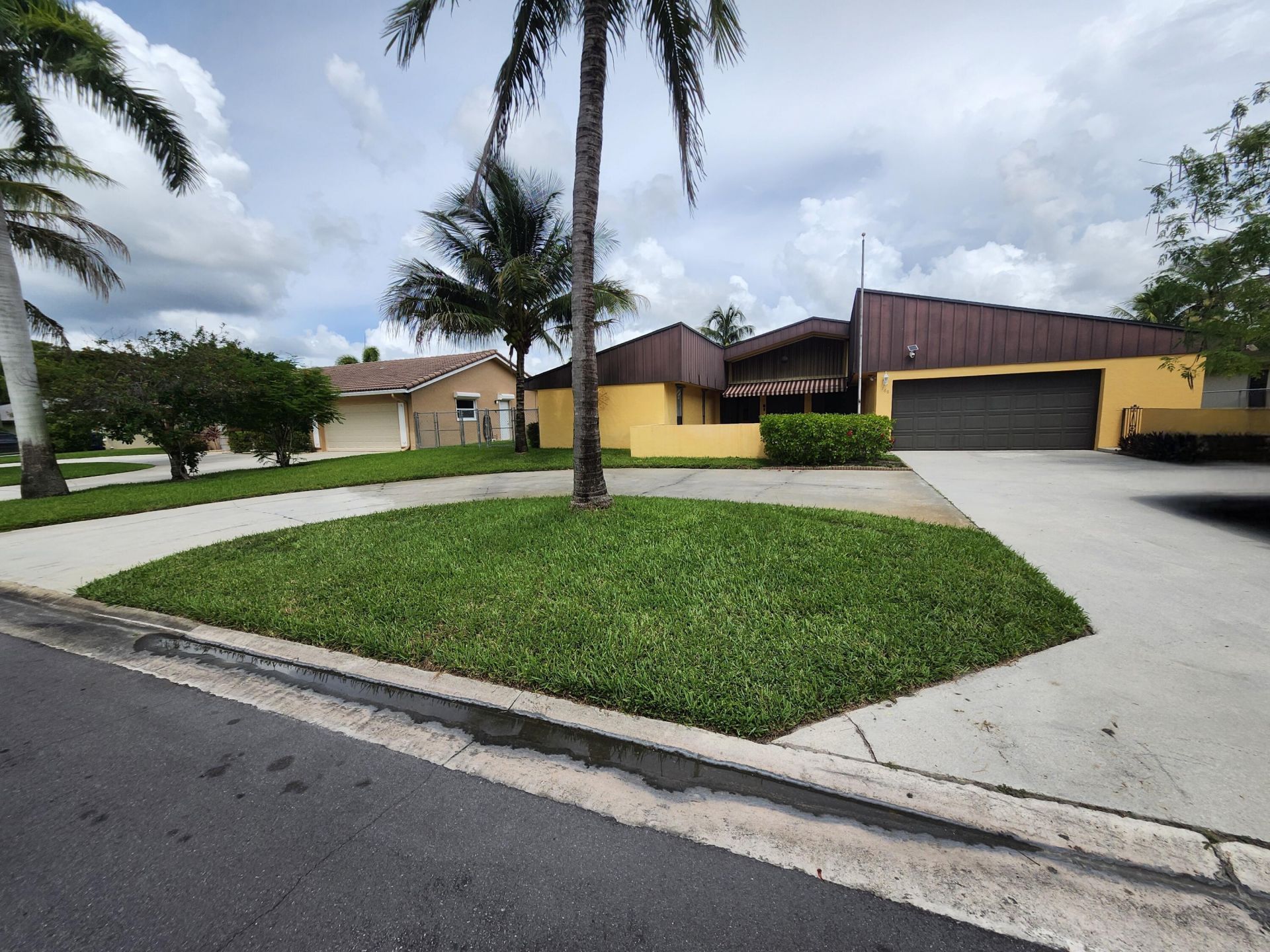 168 Meadowlark Drive, Royal Palm Beach, FL 33411 Photo